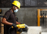 DeWalt DWE492 - купити в інтернет-магазині Техностар