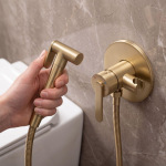 REA Ontario brushed gold (REA-B3902) - купити в інтернет-магазині Техностар